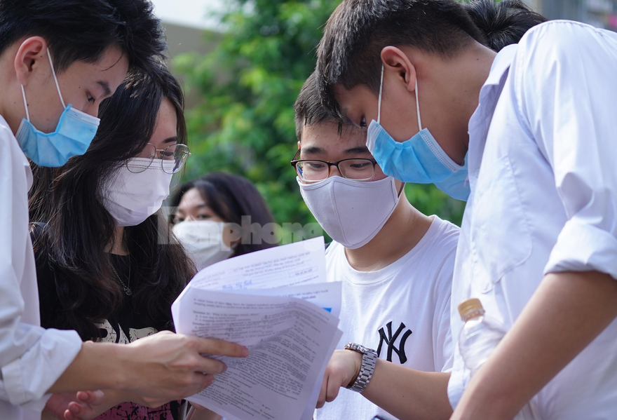 Khi nào trường ĐH Kinh tế Quốc dân công bố điểm chuẩn phương thức xét tuyển kết hợp?