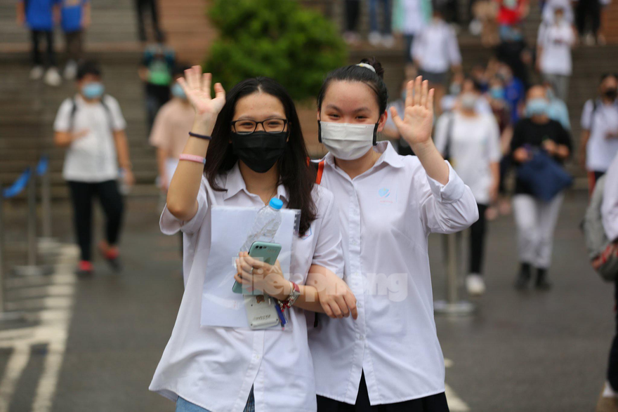 Thi THPT 2021: Giải đề Ngoại ngữ