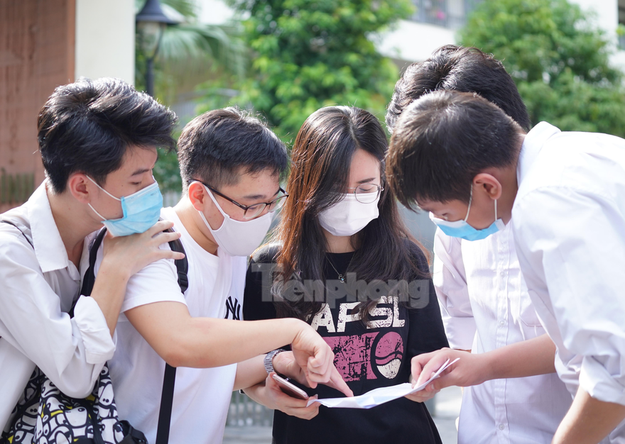 Nhắc sớm chẳng thừa, 2k4 cần chuẩn bị gì cho mùa tuyển sinh sắp tới?