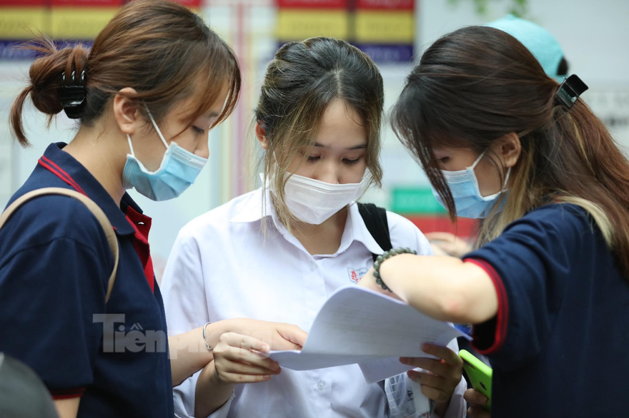 Thi tốt nghiệp THPT: Giải đề môn Địa lý