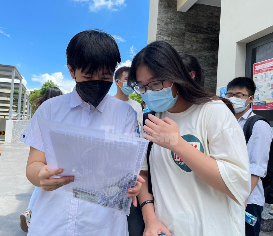 CẬP NHẬT THI THPT: XEM chi tiết giải đề môn Toán 