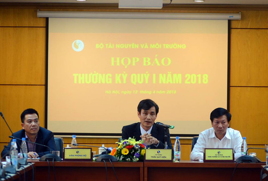 Có hay không chuyện Bộ TN&MT điều động cán bộ đang bị kỷ luật?