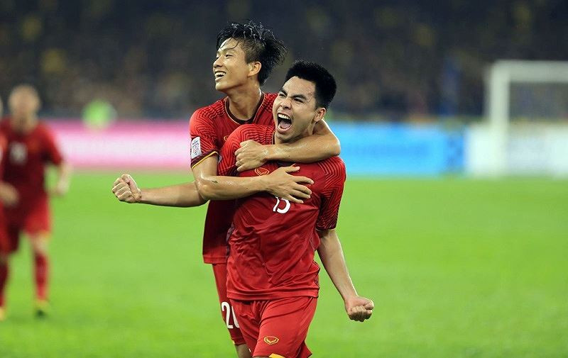Nhiều màn hình lớn được lắp đặt ở các tỉnh xem chung kết AFF Cup 2018