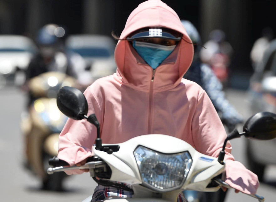 Vì sao Hà Nội nóng nhất cả nước trong tháng Ngâu?