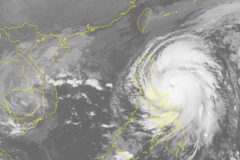 Ảnh vệ tinh chụp bão VAMCO trong sáng nay.