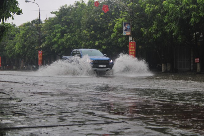 Mưa lớn từ Nghệ An đến Thừa Thiên Huế