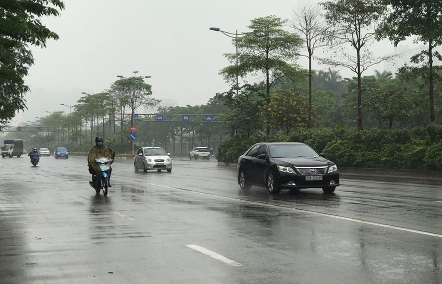 các tỉnh Bắc Bộ và Bắc Trung Bộ đón rét nàng bân từ tối mai. Ảnh: Nguyễn Hoài.