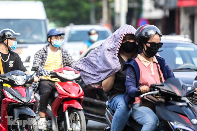 Từ ngày mai, các tỉnh miền Trung có thể nắng nóng tới 42 độ. Ảnh: Duy Phạm.