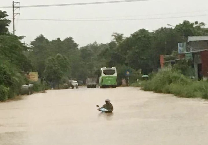Miền Bắc tiếp tục mưa lớn, nguy cơ ngập úng các đô thị