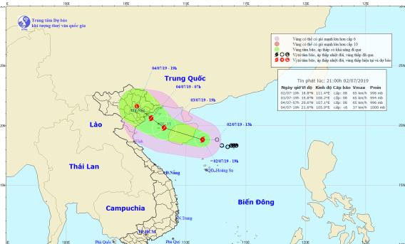 Vị trí và dự báo đường đi của cơn bão số 2