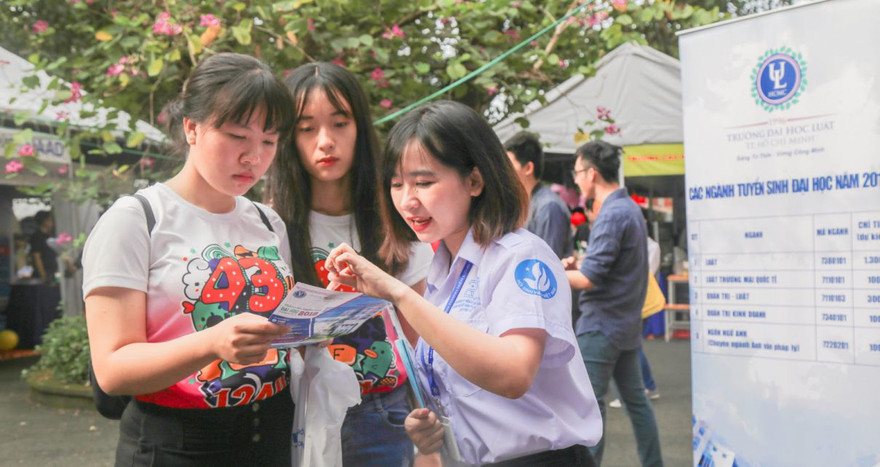 Hoạt động hướng nghiệp hiện nay mang thiên hướng tư vấn tuyển sinh là chính