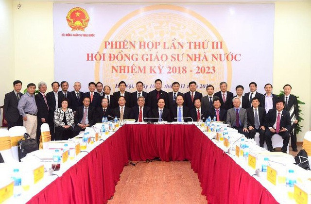 Không công khai lý lịch khoa học của lãnh đạo Hội đồng giáo sư nhà nước