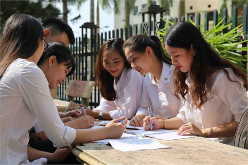 Sinh viên trường ĐH Công nghiệp Hà Nội. Ảnh: haui