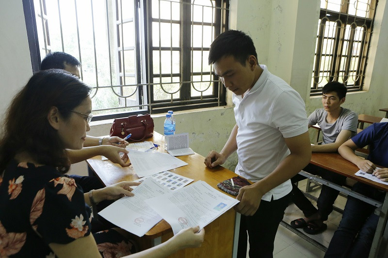 Thí sinh dự thi THPT quốc gia 2018