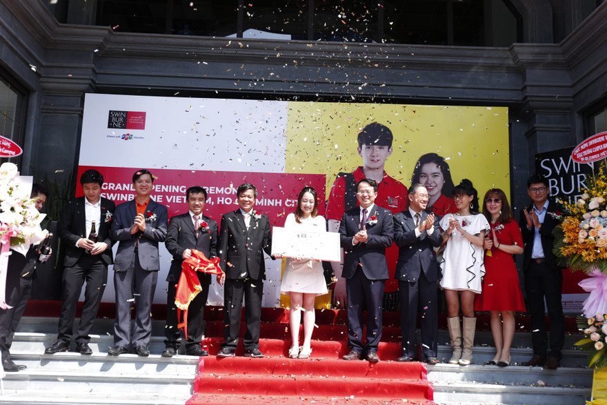 Học bổng 15 tỷ đồng cho sinh viên Việt Nam trúng tuyển năm nay