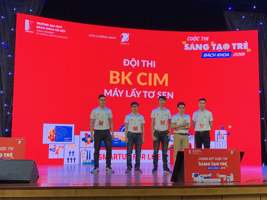 Máy lấy tơ sen giành giải nhất cuộc thi sáng tạo trẻ Bách khoa 2019