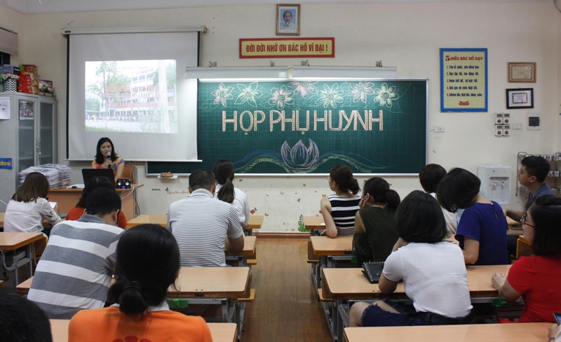 Đầu năm học mới, họp phụ huynh luôn là nỗi ám ảnh với phụ huynh