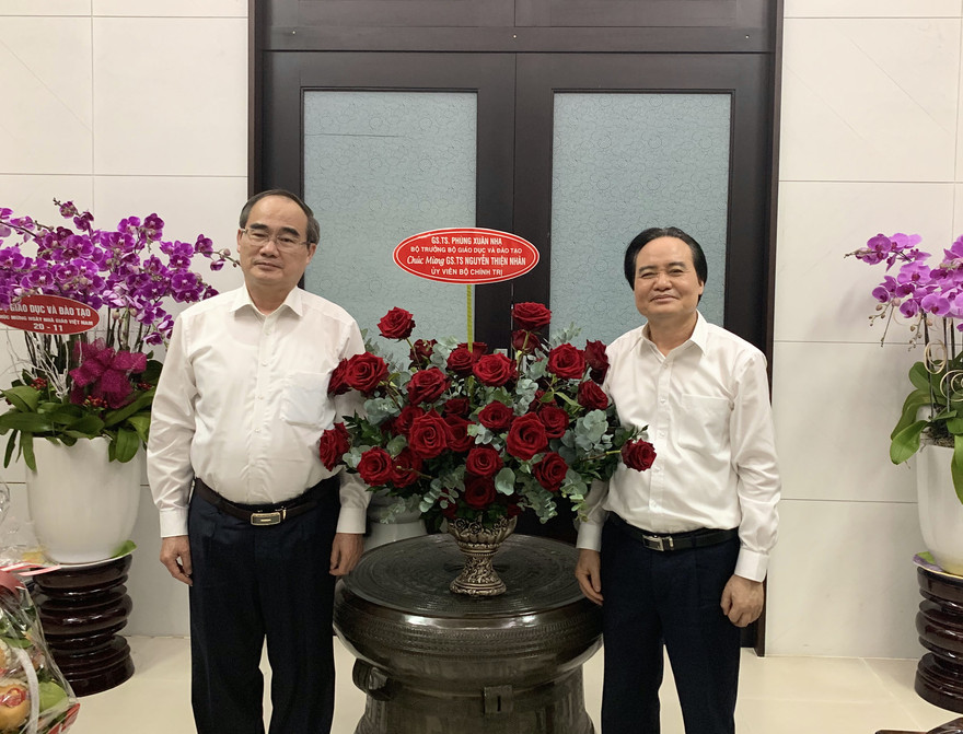Bộ trưởng Bộ GD&ĐT Phùng Xuân Nhạ thăm chúc mừng nguyên Bộ trưởng GD&ĐT GS.TS Nguyễn Thiện Nhân