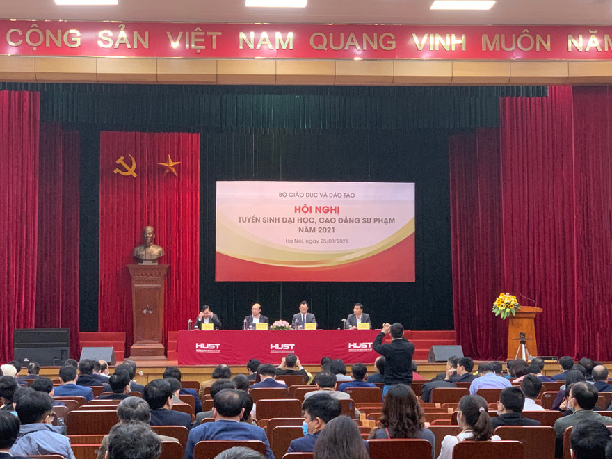 Ngành Khoa học tự nhiên có tỷ lệ nhập học thấp nhất năm 2020