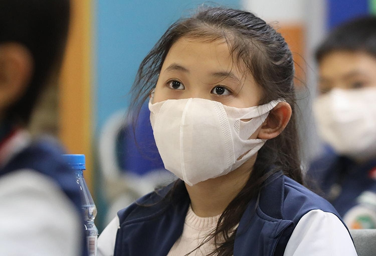 Nhiều trường đại học, Sở GD&ĐT 'đổi chiều' lịch học vì Covid-19