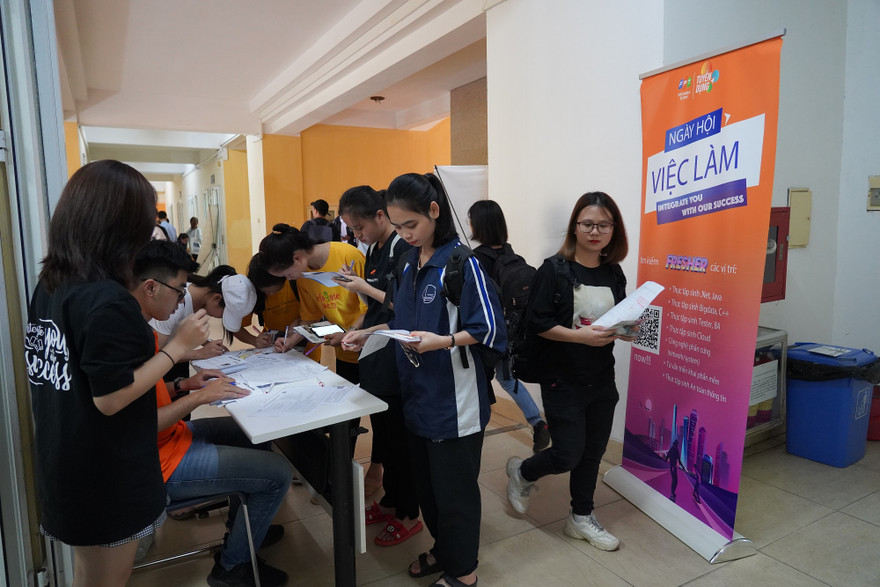 Trường Đại học chống “lạc hậu” cho sinh viên khi ra trường