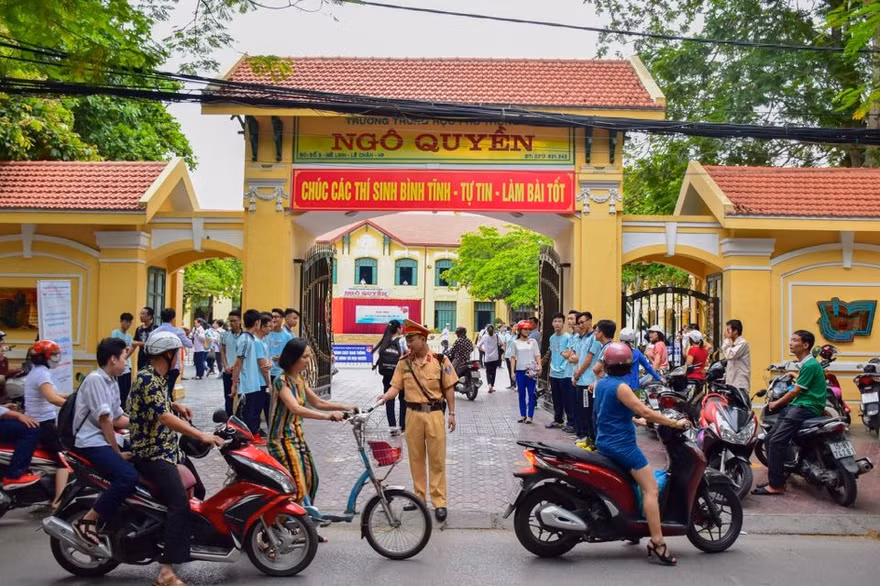 Học sinh Hải phòng tham gia kỳ thi tuyển sinh vào lớp 10