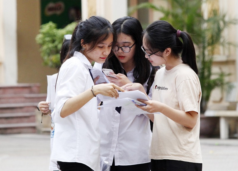 Thí sinh dự thi THPT quốc gia 2018