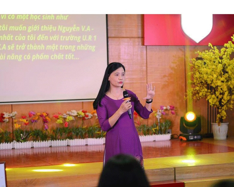 Cô Đào Thị Ninh