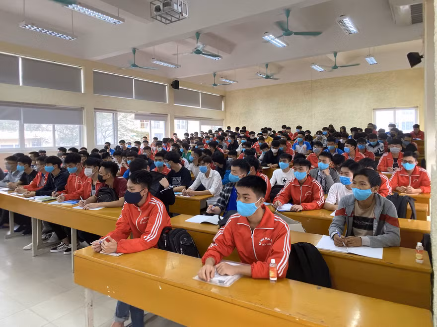 Đại học đào tạo trực tuyến có ổn không, bao nhiêu trường đã thực hiện?