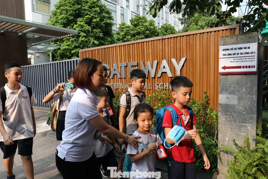 Trường Gateway tự gắn mác “quốc tế”.