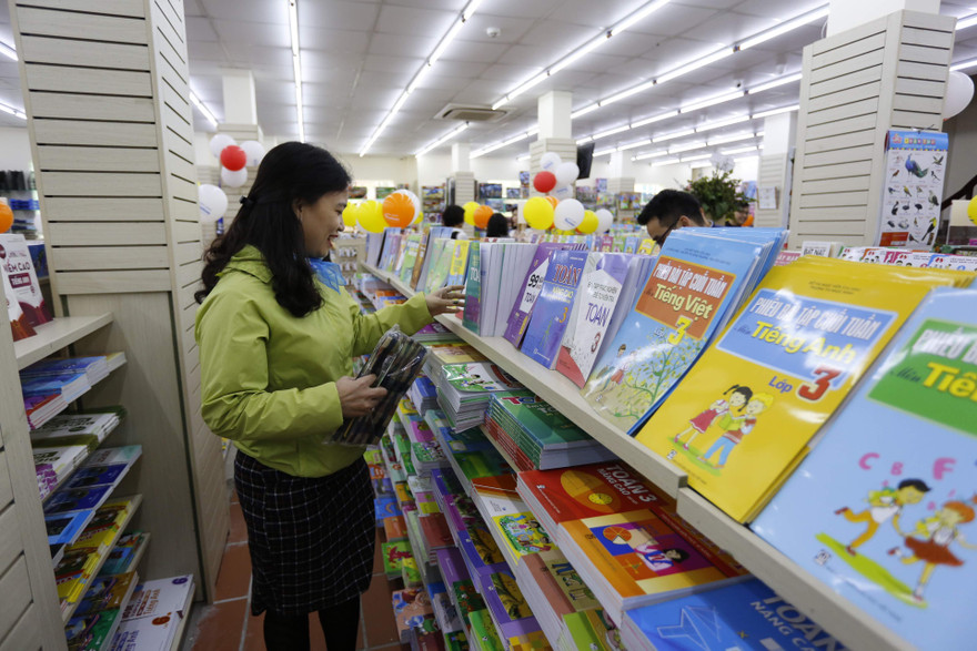 Báo cáo Quốc hội bổ sung SGK vào danh mục nhà nước định giá