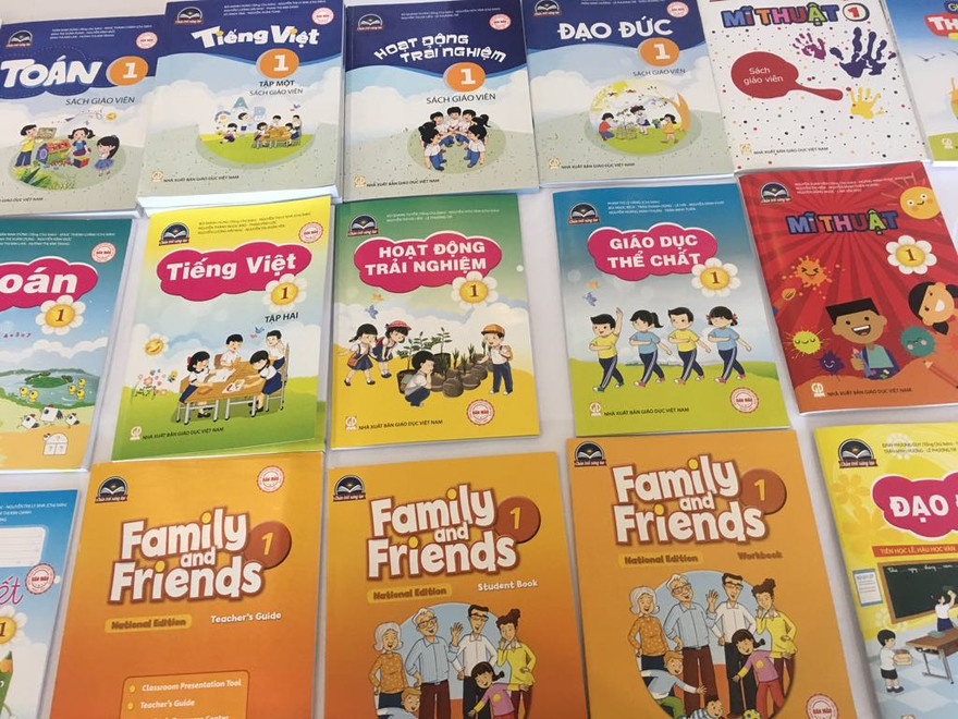 Công bố sách giáo khoa tiếng Anh trước Tết Nguyên đán