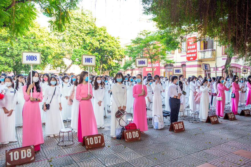 Lễ khai giảng được truyền hình trực tiếp của học sinh Hà Nội