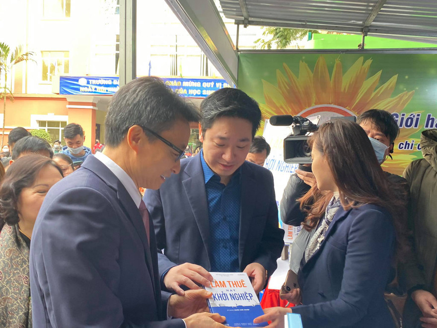 Đưa sáng tạo và tinh thần khởi nghiệp vào giáo dục