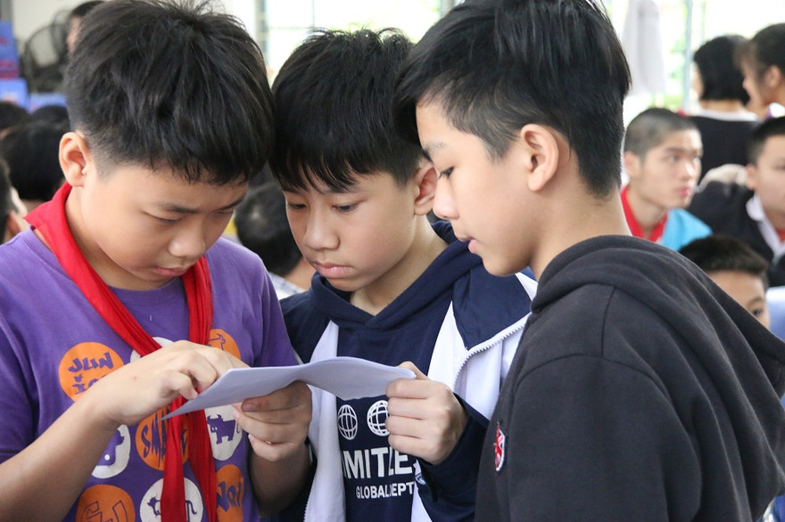 Đưa tình yêu Toán đến học sinh trường khiếm thính