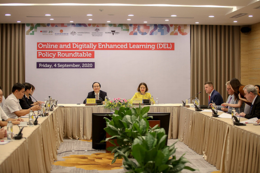 Việt Nam học tập kinh nghiệp đào tạo trực tuyến chuẩn quốc tế