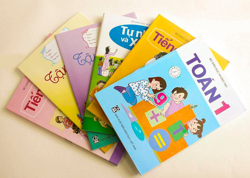 Đại biểu Quốc hội yêu cầu Bộ GD&ĐT vào cuộc độc quyền SGK