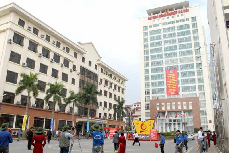 ĐH Công nghiệp kỷ luật nhiều cán bộ vì thu tiền chống trượt ngoại ngữ