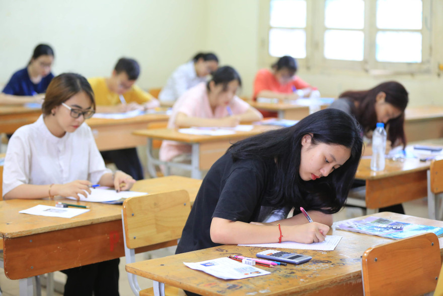 Hướng dẫn ôn tập môn Vật lý: Chuyên đề Hạt nhân nguyên tử (phần 2)