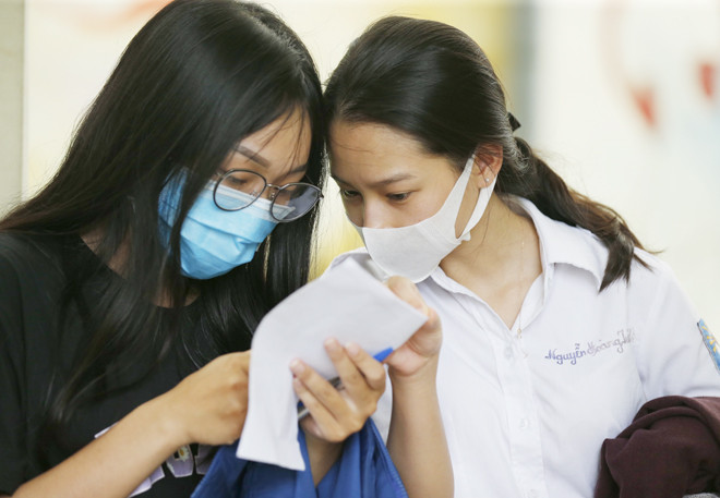 Chấm thi tốt nghiệp THPT: Liệu năm nay có điểm 10 Ngữ văn?