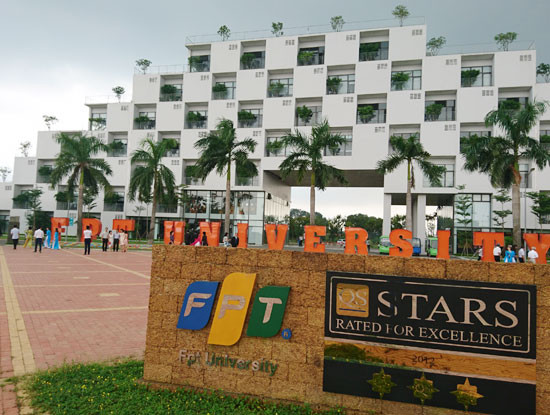 TS Lê Trường Tùng lên tiếng việc phong tỏa cơ sở tại Hòa Lạc