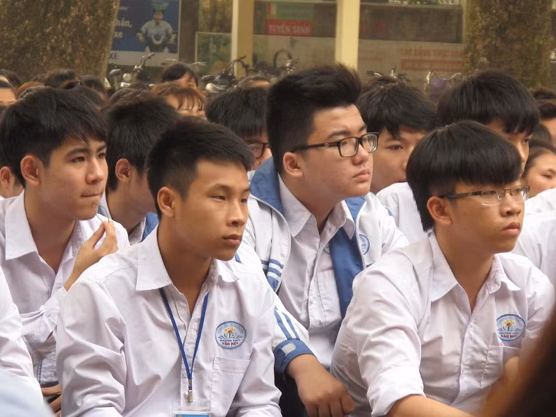 Tự chủ không đồng nghĩa với tăng học phí vô tội vạ