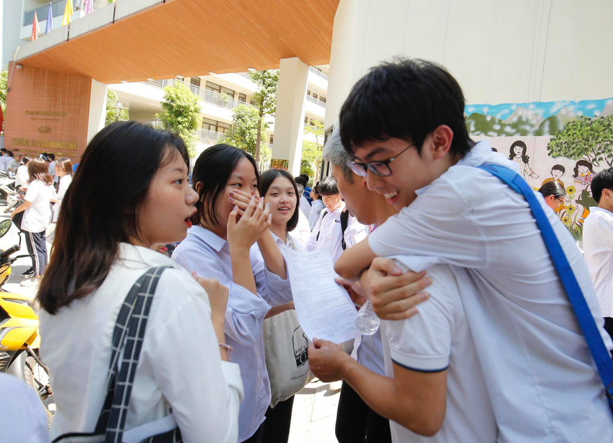 Hà Nội công bố điểm chuẩn lớp 10 THPT công lập