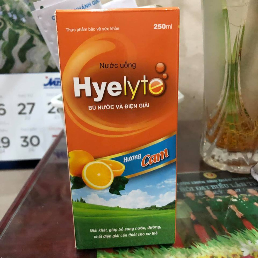 Hình ảnh loại thực phẩm chức năng dạng Oresol gia đình đã cho cháu bé sử dụng (ảnh do gia đình bệnh nhi cung cấp)