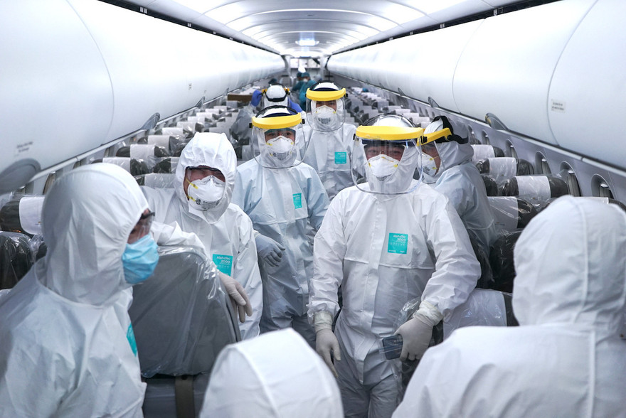 Một chuyến bay từ Pháp về Việt Nam có 9 ca dương tính SARS-CoV-2