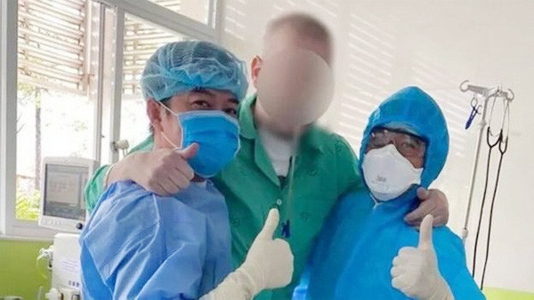 Bệnh nhân phi công phục hồi chức năng toàn diện