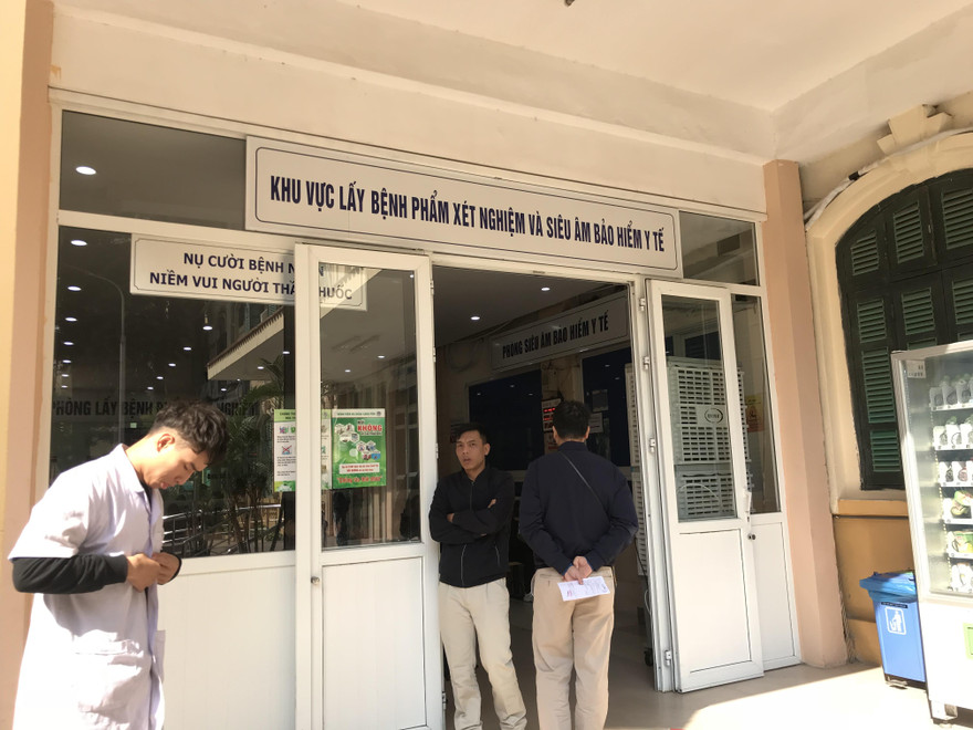 Một khu vực lấy bệnh phẩm xét nghiệm của BV Xanh Pôn Ảnh: T.Hà