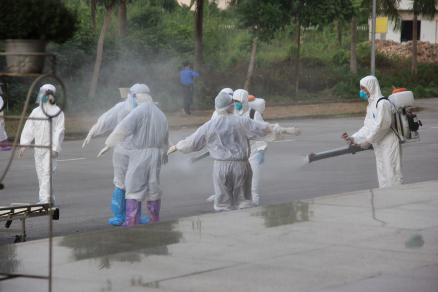 Bộ Y tế chi viện nhân lực khẩn cấp dập dịch COVID-19 tại Đà Nẵng