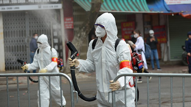 Xét nghiệm COVID -19 hơn 500 bệnh nhân đang điều trị tại BV Thận Hà Nội