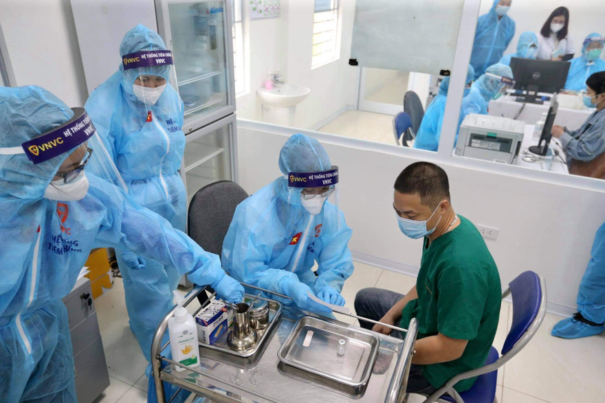 Tối 13/3, thêm 3 ca mắc mới COVID-19 tại Hải Dương và Bà Rịa-Vũng Tàu